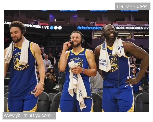 库里兄弟与克莱领衔现役仅三人三分命中率超40九季以上