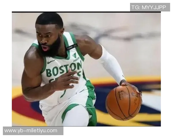 杰伦布朗首节狂砍19分3板2助2断三分火力全开助力球队领先 杰伦布朗首节狂砍19分3板2助2断三分火力全开助力球队领先